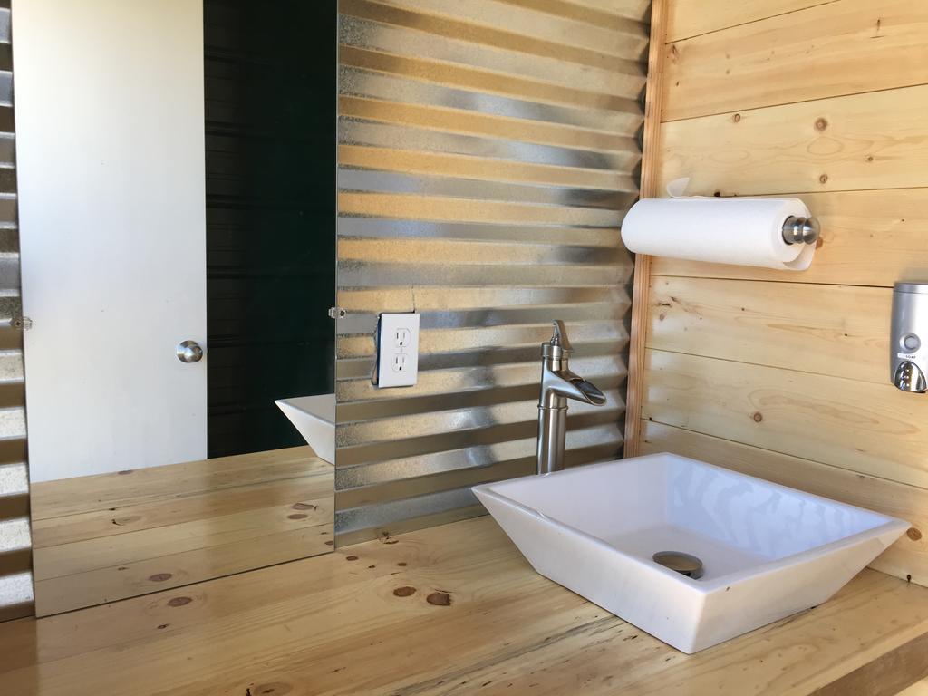 Lupine Cabin, Glamour Camping, Stunning Skies And Sunrise Views Monticello Cameră foto